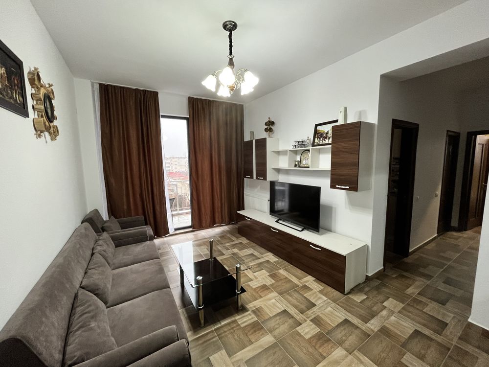 Vand apartament 2 camere