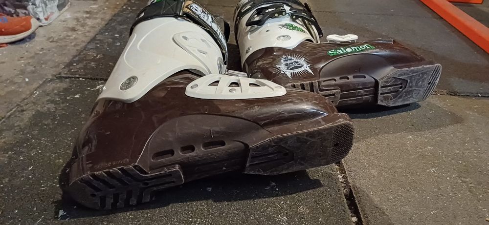 Clapari salomon 28,5