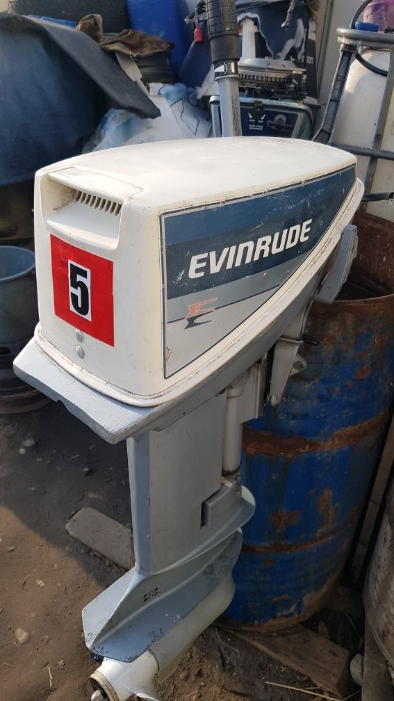 Evinrude 9,9 cp 2 timpi colantat cu 5