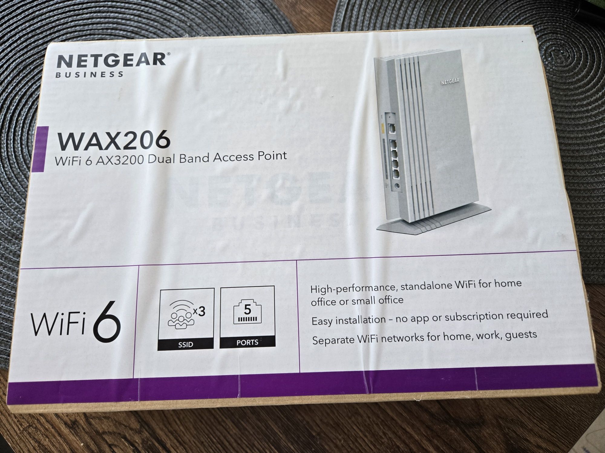 Рутер Netgear WAX 206 WIFI6