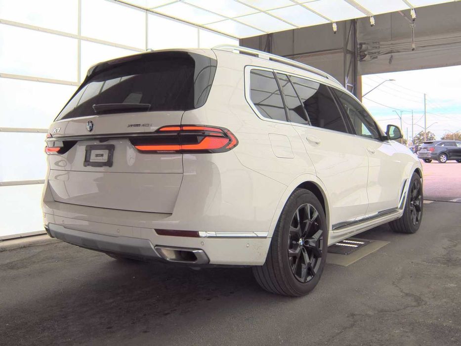2026 BMW X7 xDrive40i