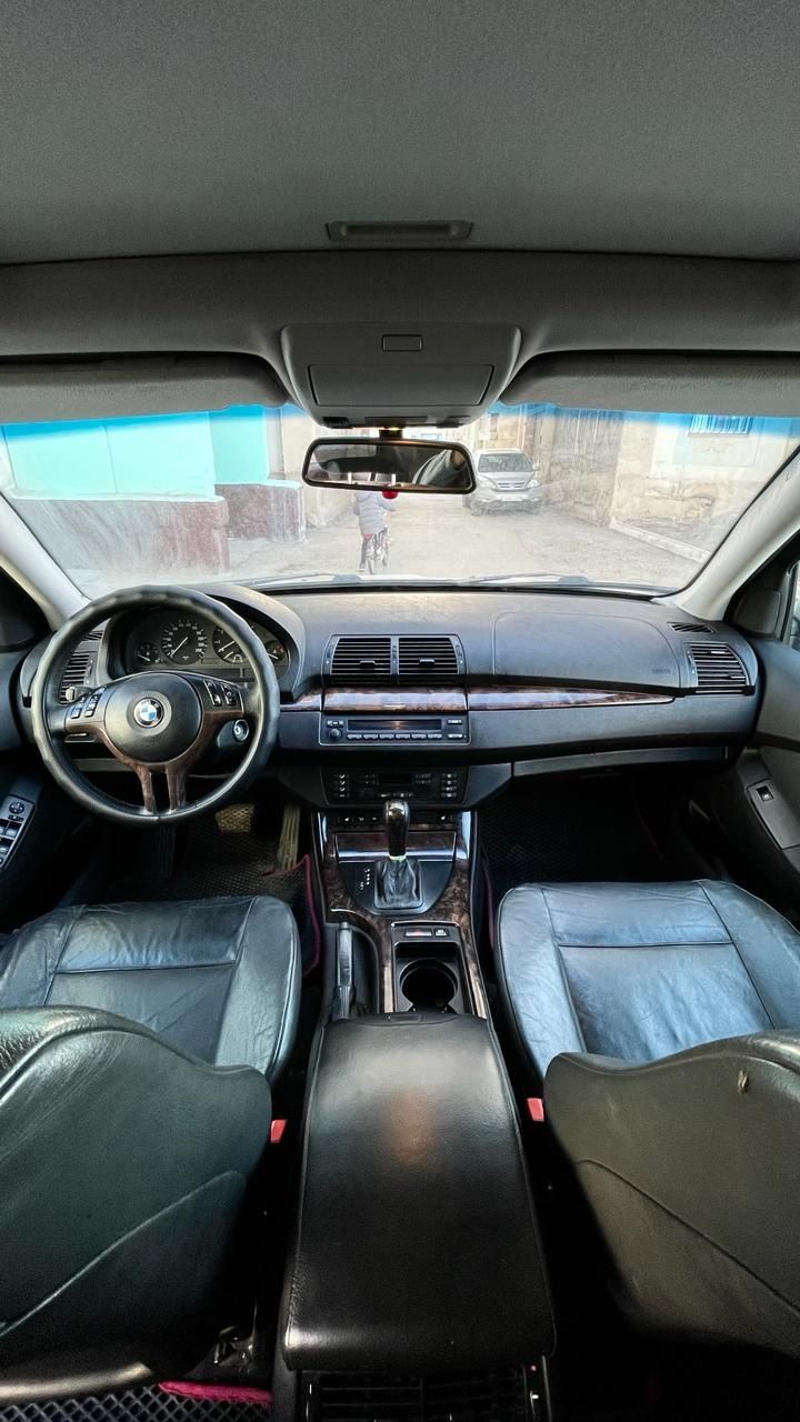 Продаем BMW X5 2003