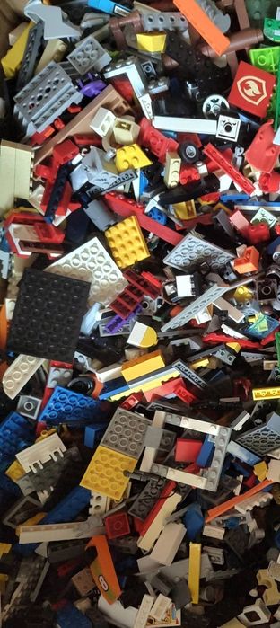 Lego vrac 7 kg pentru joaca copiilor sau omuleți Lego și accesorii