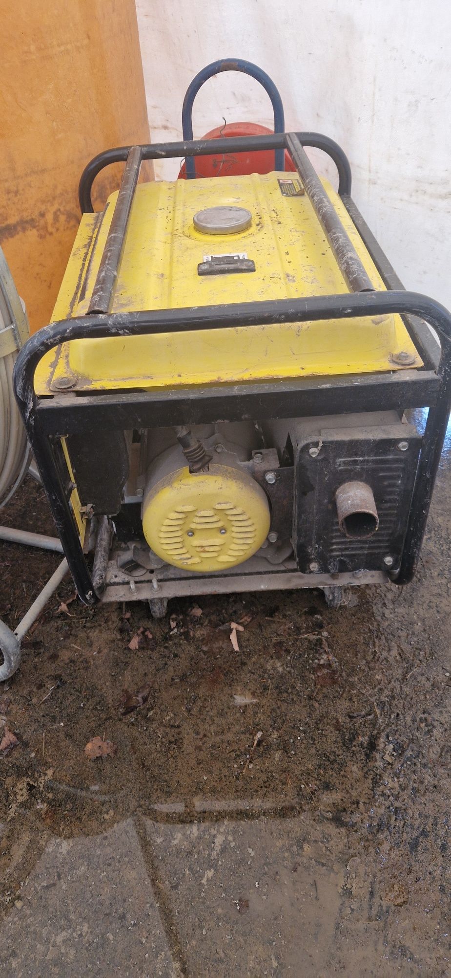 Generator 220v 380v