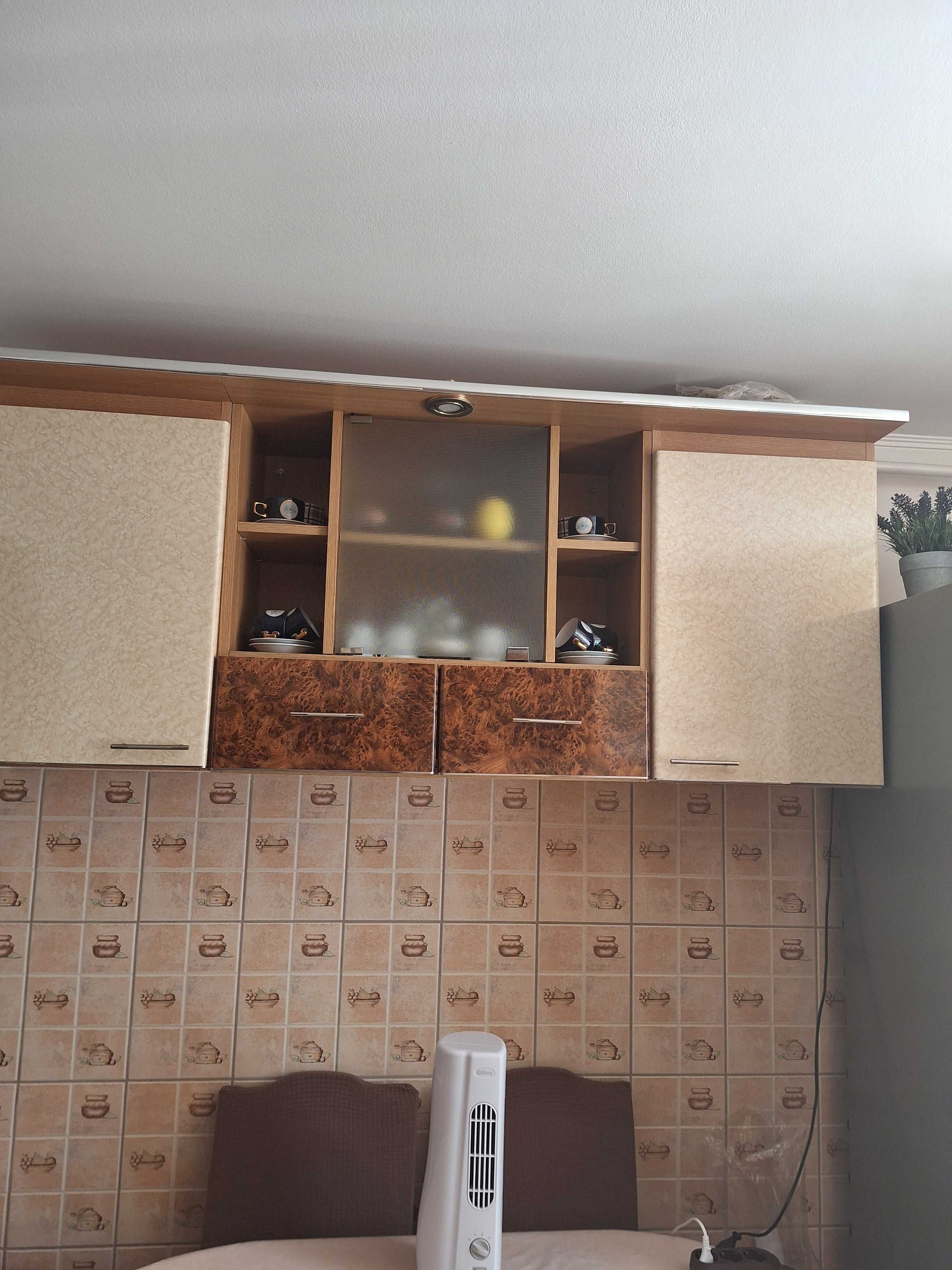 Vind mobila de bucatarie