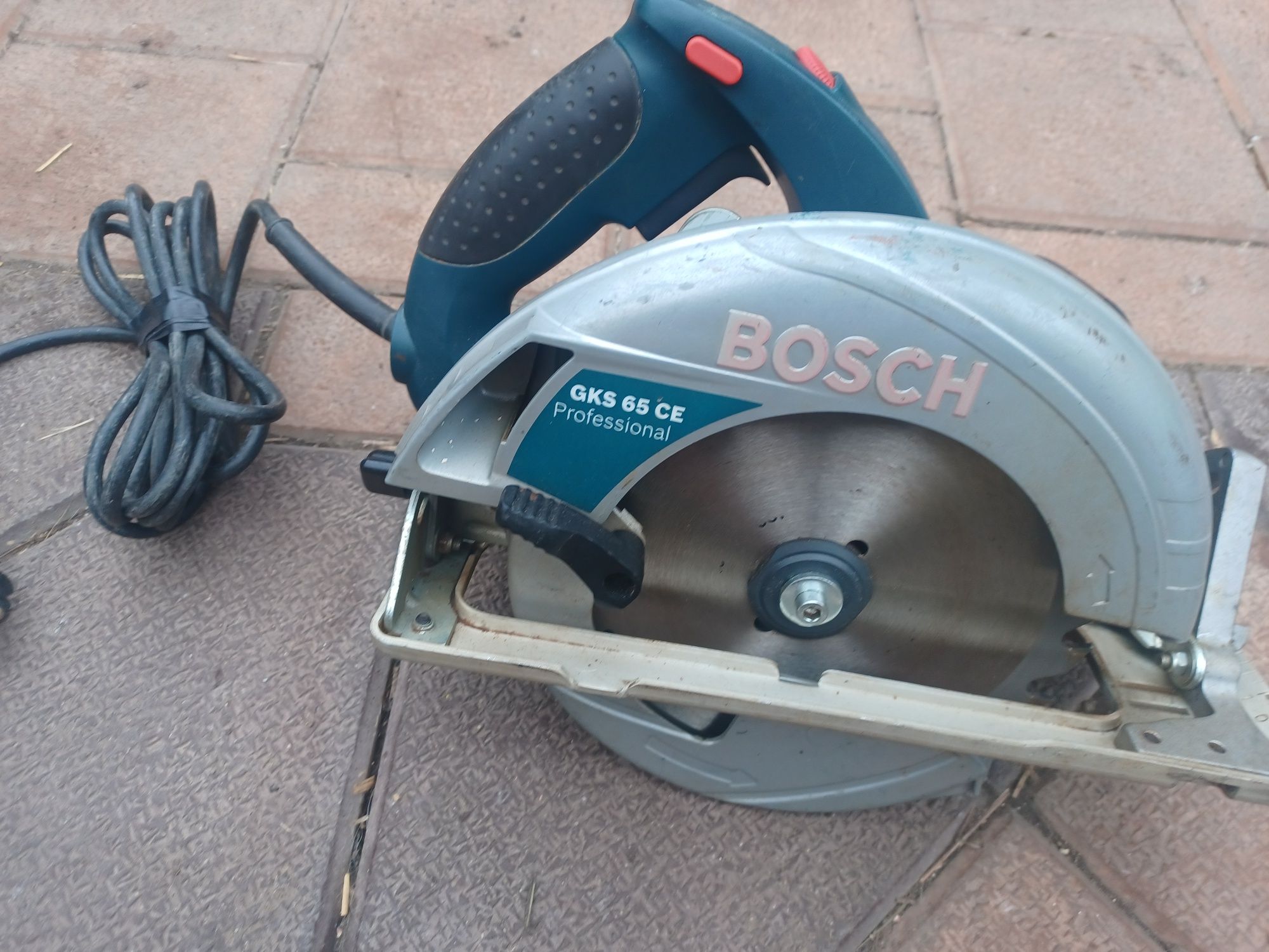 Circular  de mana BOSCH  GKS 65 CE Profesional