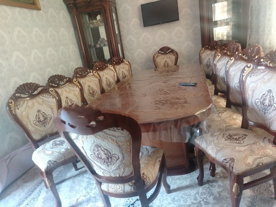 12 tali ustol ustul