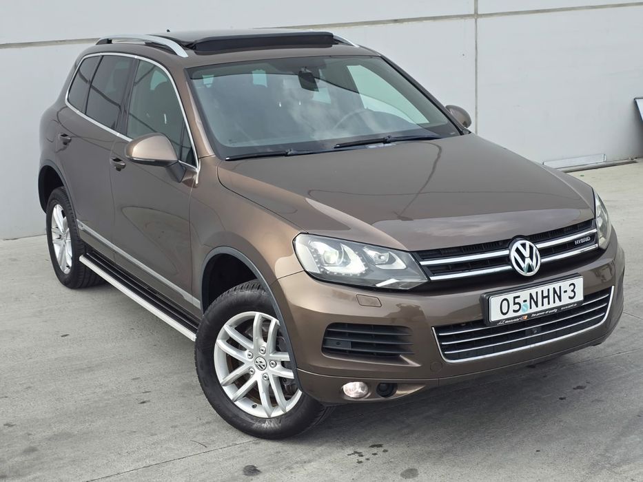 Volkswagen Touareg Hybrid fulloption piele țeapă navi camere xenon