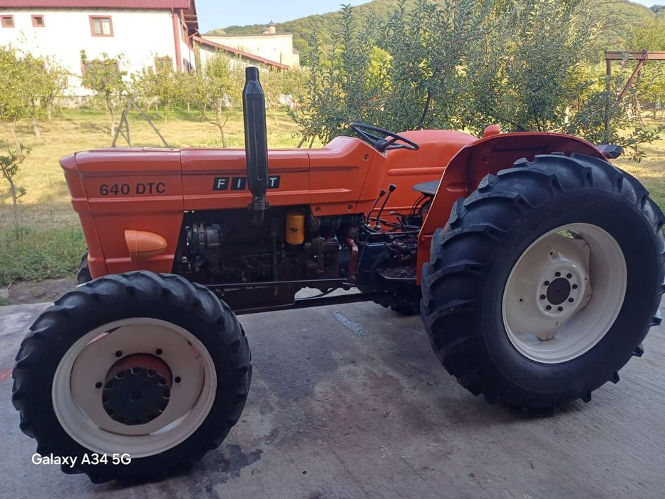 Tractor fiat DTC 640