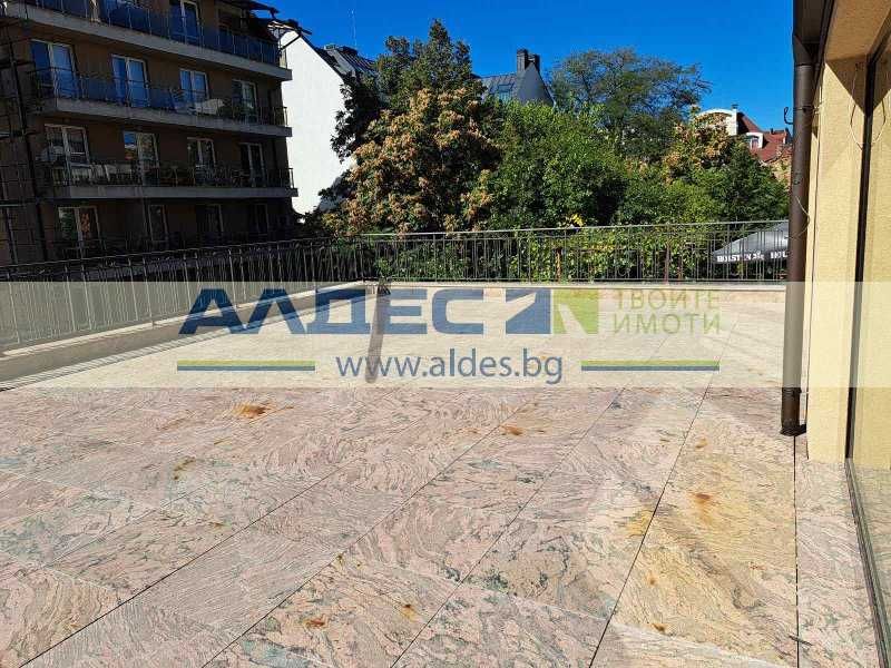 Продава се Тристаен апартамент в София, Център - 157 кв.м за 3185 €/кв.м - Снимка #3