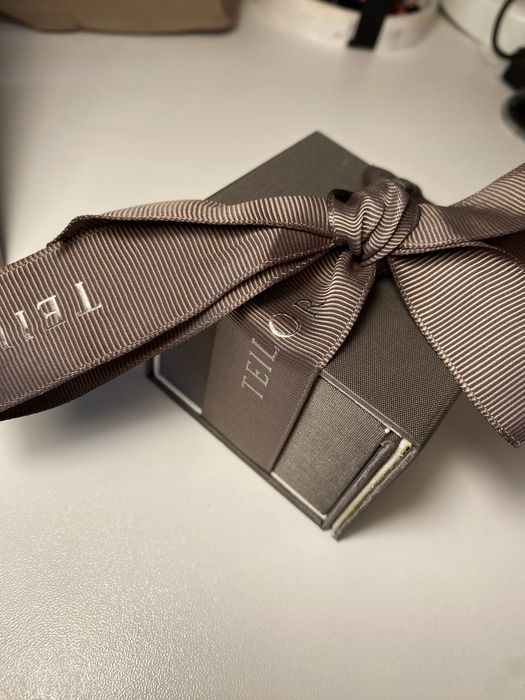 Brosa Teilor din argint cu diamant