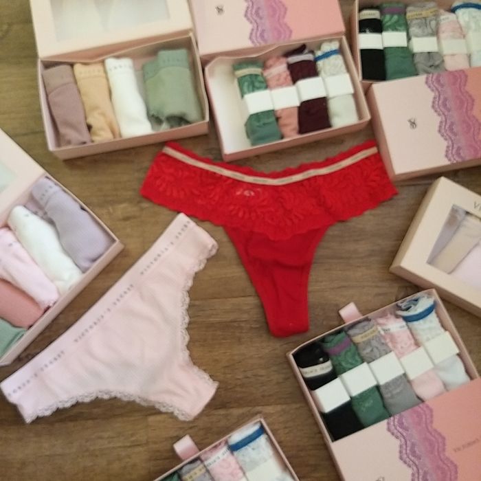 Tanga lenjerie intimă