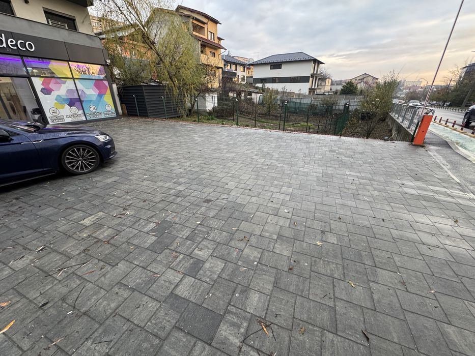 Inchiriez posturi frizerie, pensat