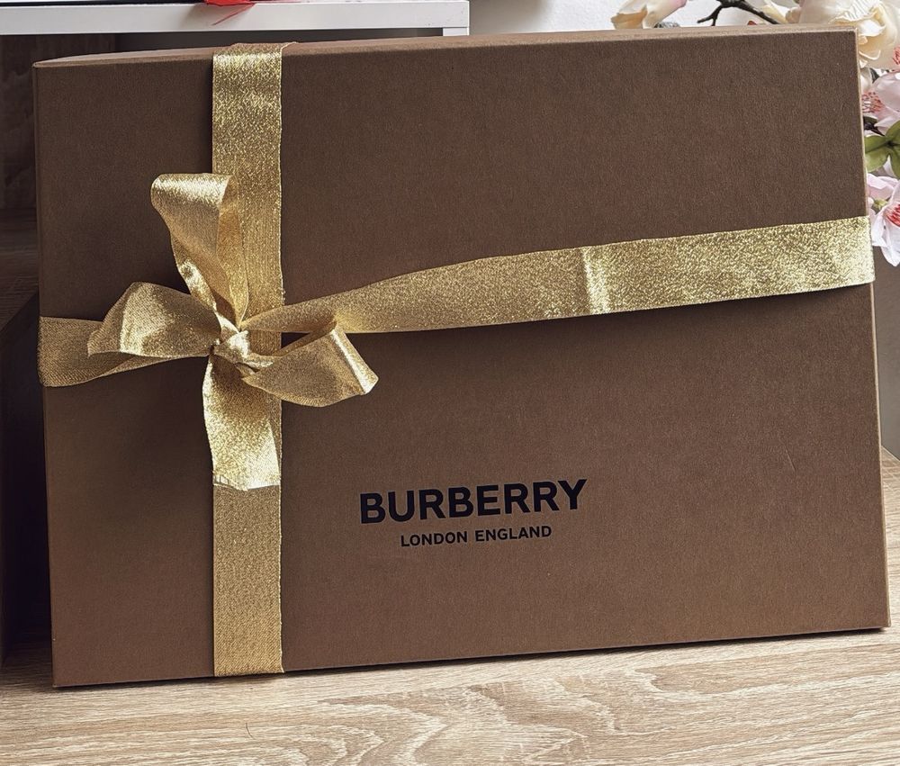 Оригинални обувки Burberry