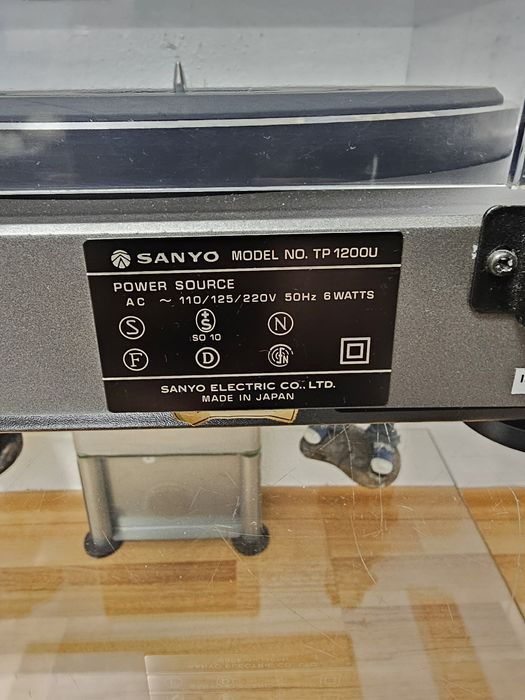 Pick-up SANYO TP 1200 Direct Drive japan