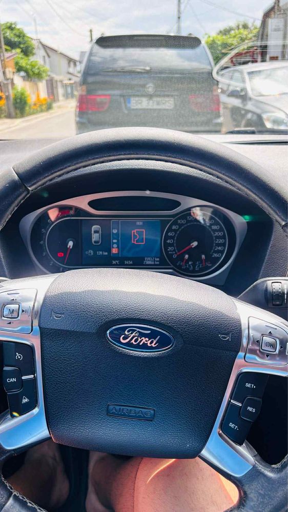 Vand ford mondeo 2.5 benzina turbo