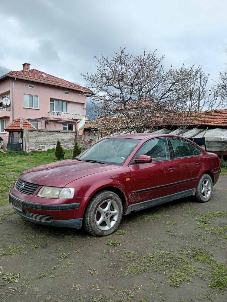 Passat B5 1.6 на части