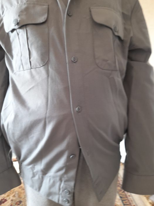 Продам военный рубашку и беретку школу