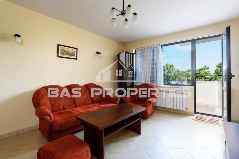 2-стаен в София-Бъкстон площ 64