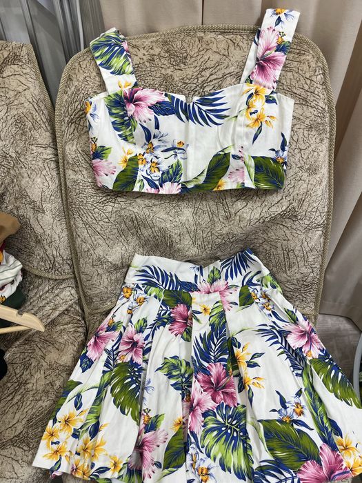 Дамски дрехи в много добро състояние