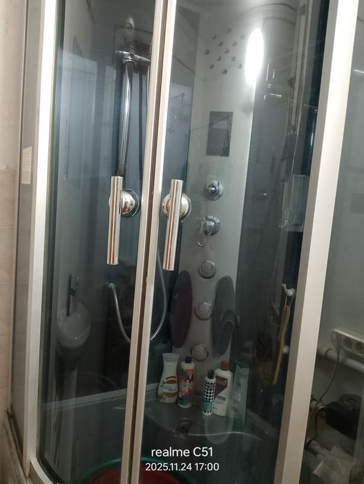 Душевая  кабинка