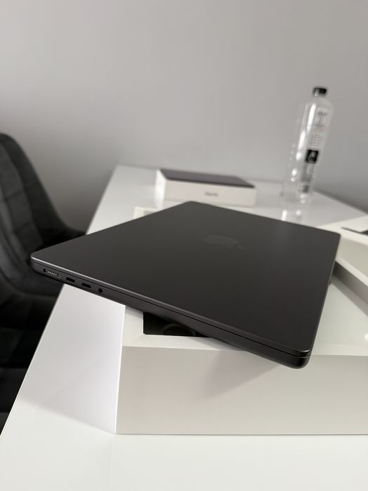 Macbook Pro 14 M4 - 512/16GB - Ca Nou