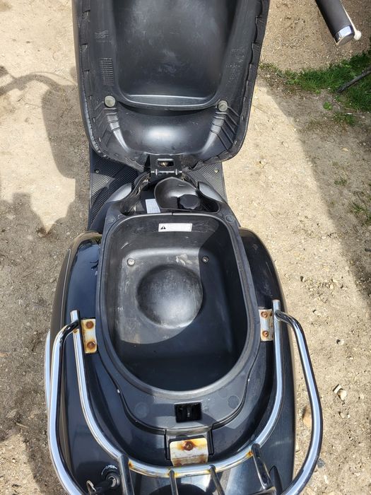 Scuter moped Aprilia mojito 49cc