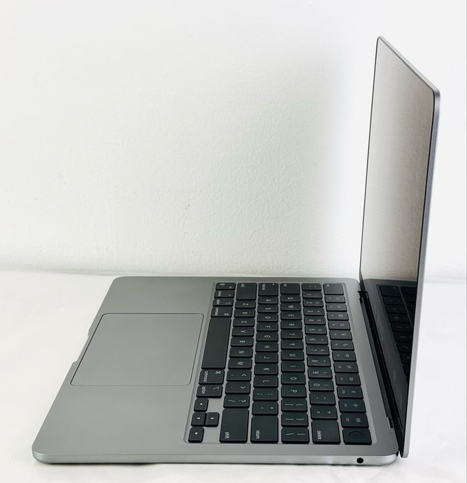 Apple MacBook Air 13 M2 2022 8RAM 256GB Gray 97% Батерия! Гаранция! — миниатюра 4