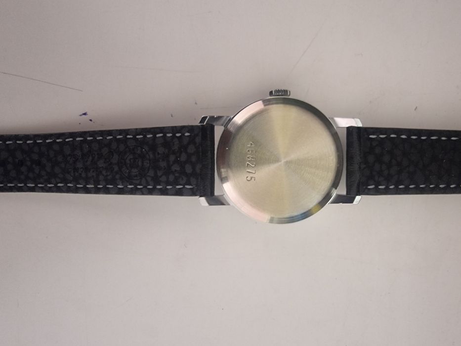 Часы Спутник и Зеро