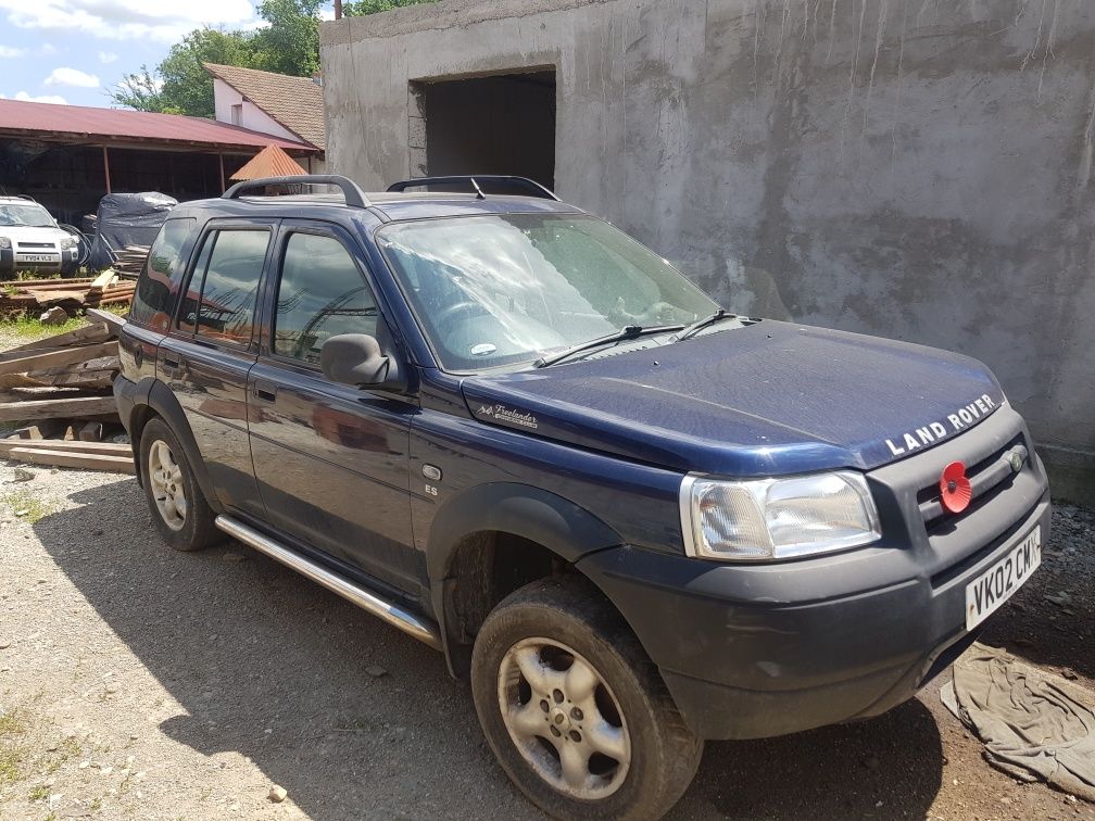 Usa Aripa Capota  Land Rover Freelander diverse culori