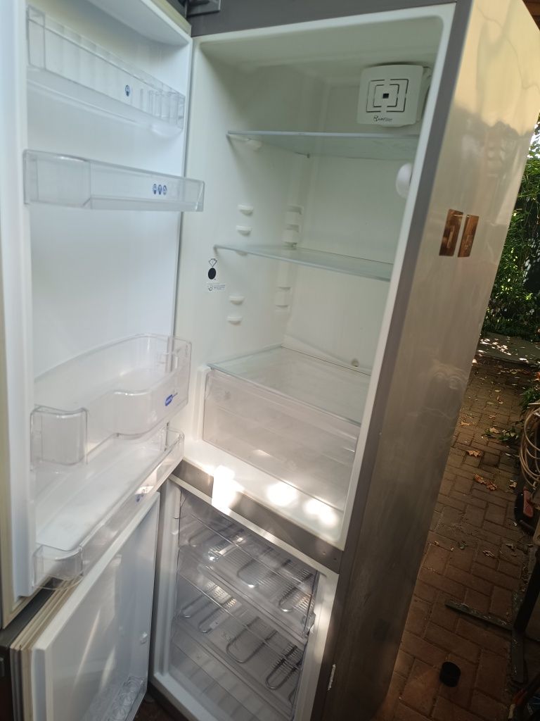 Combina frigorifica, frigider Whirlpool