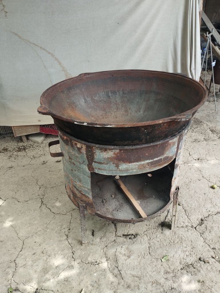 Qozon oʻchoq sotiladi