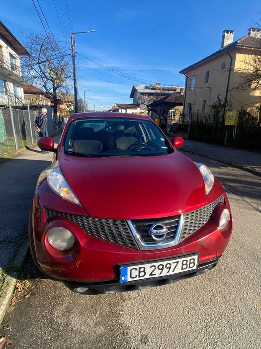 Продавам Nissan Juke