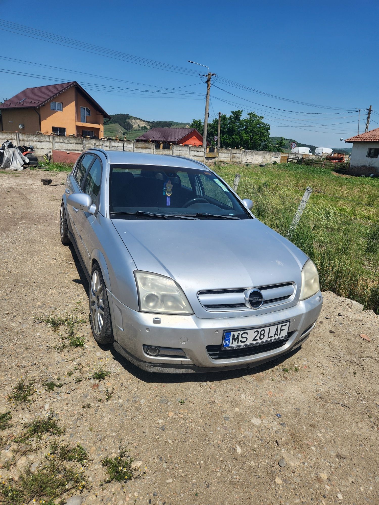 Opel Vectra C. 2.2 signum.