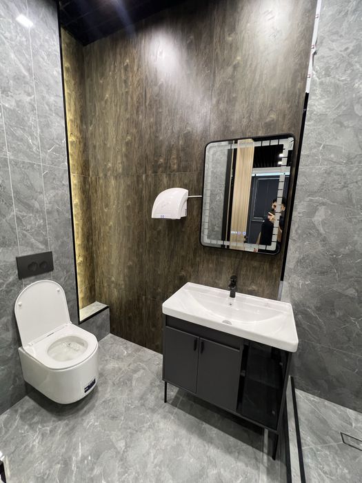 Аренда под офис недалеко от метро Алайский, Шедевр Корзинка 175м2 20$