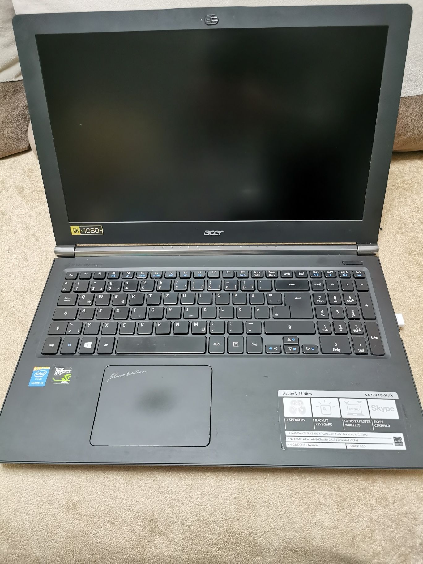 Acer Nitro V15 геймърски