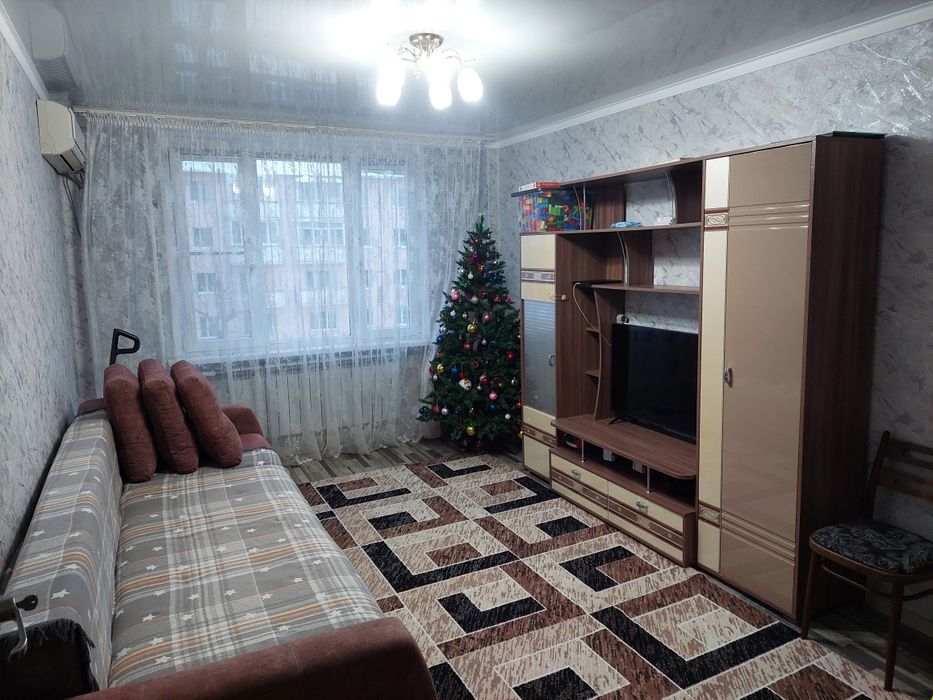 Продам двухкомнатную квартиру Сейфуллина 17