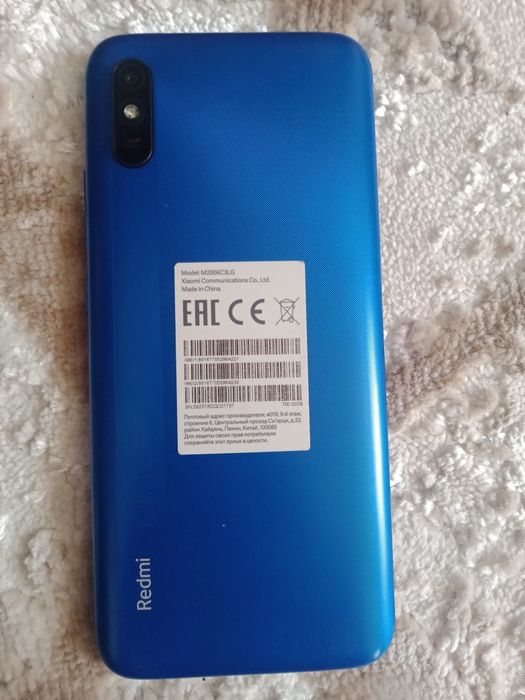 Рэдми 9 А срочно 17000