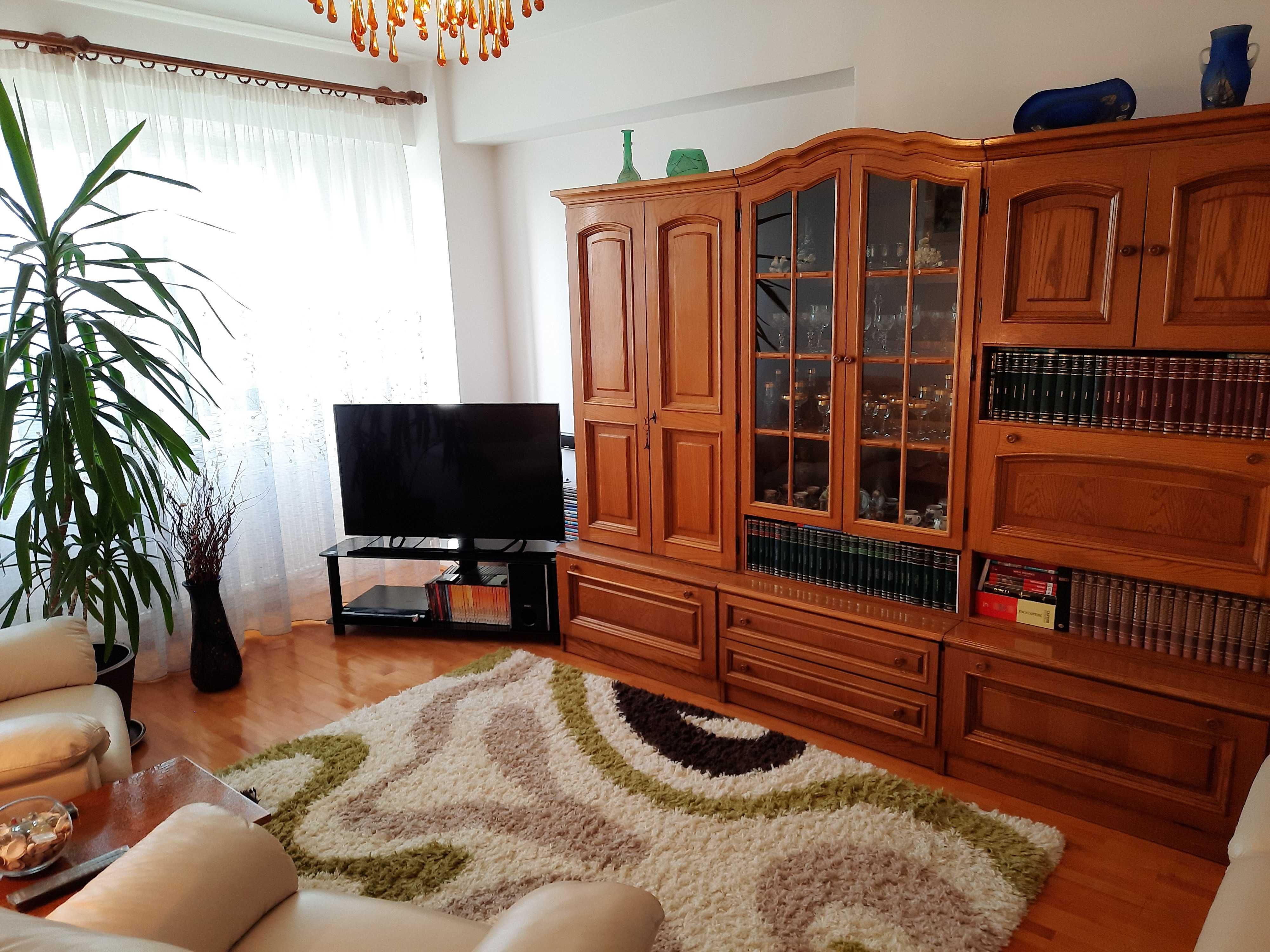 Apartament deosebit situat pe b-dul Pandurilor din Tg Mureș