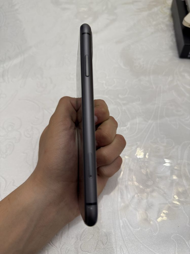 Iphone 11 keliwamiz