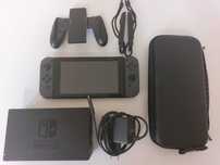 Consola Nintendo Switch v1 (toate accesoriile) + Husa