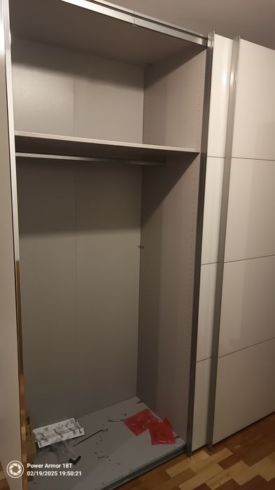 Dulap dressing usi sticla alba culisante glisante
