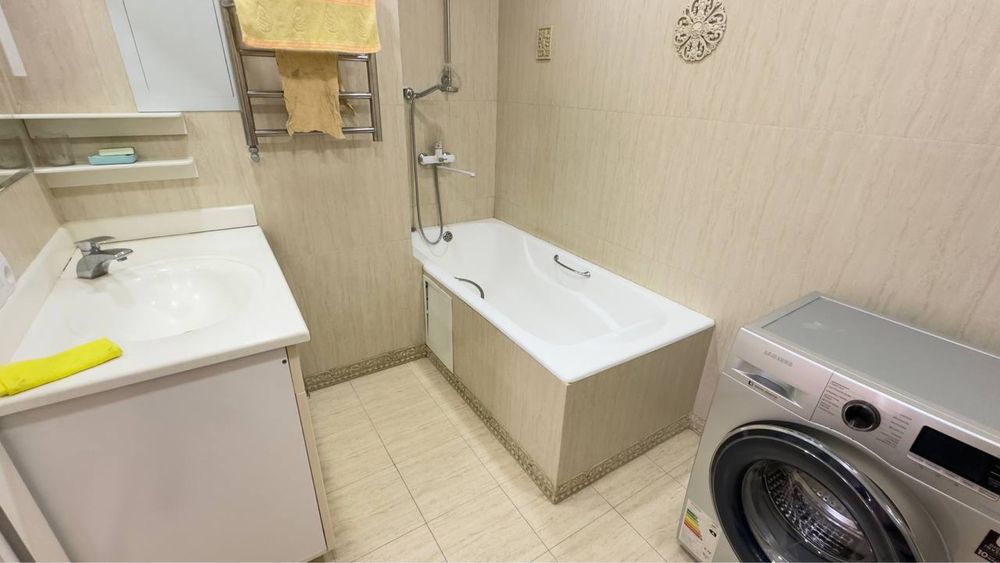 Kvartira НОВОСТРОЙКА ЖК  Golden House parkentskiy 4/8/9 102m2