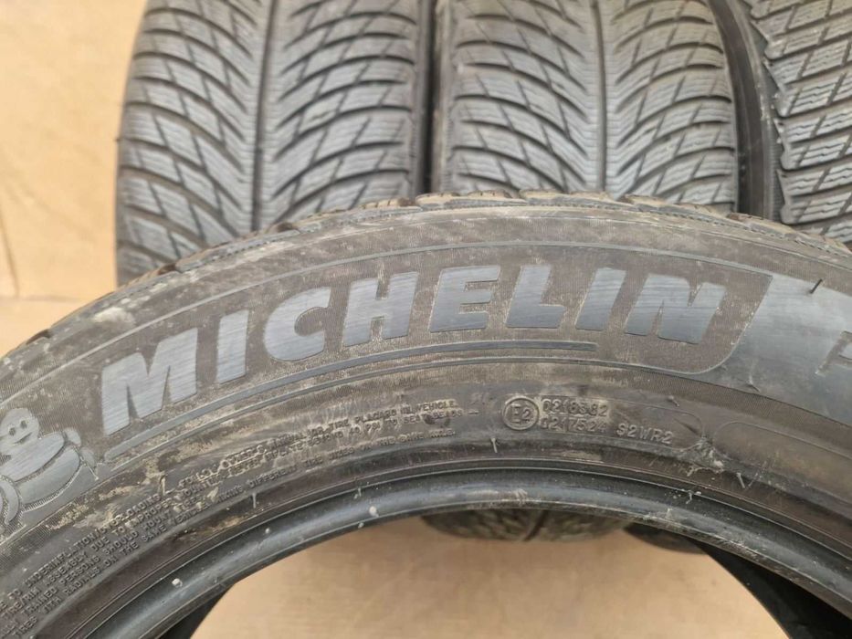 4 Michelin R17 235/55
Зимни гуми 
DOT3220