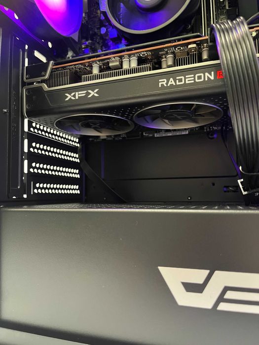 Геймърски компютър AMD Ryzen 5 5500, AMD RX 6600XT 8GB, 16GB Ram