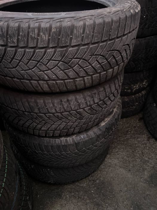 Anvelope iarna 215/55r17 Goodyear