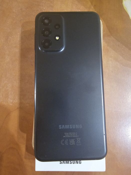 Продавам Samsung a23