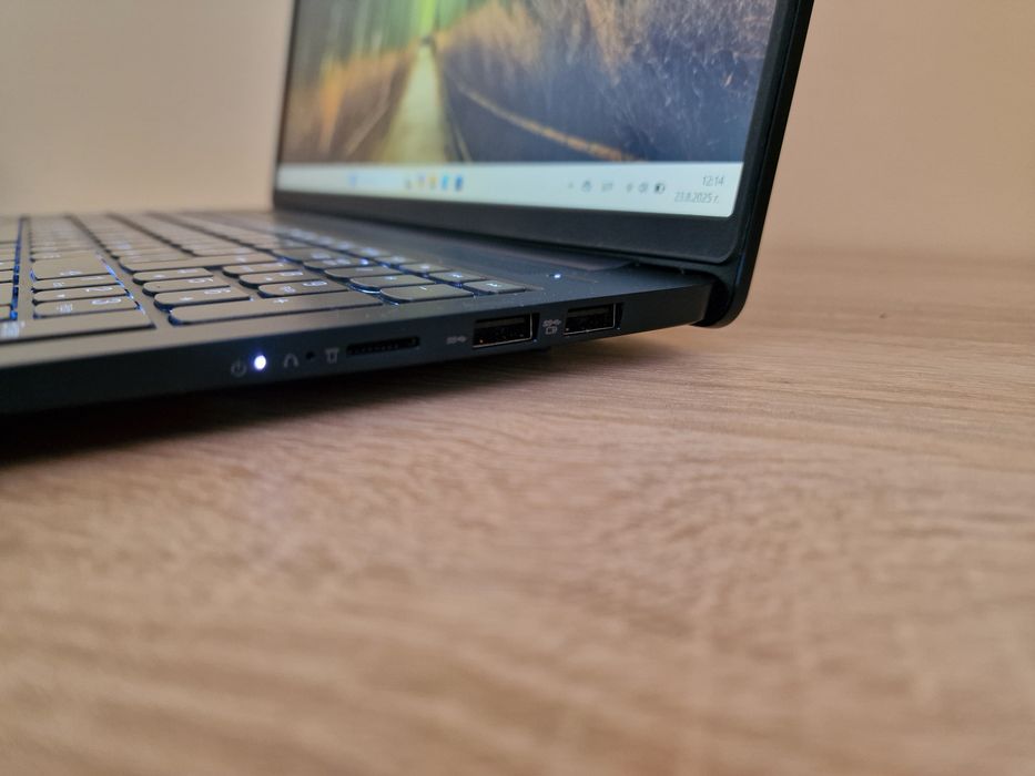 Lenovo Ideapad Slim 5i 16IAH8 i5 12450H/16GB RAM/512GB SSD