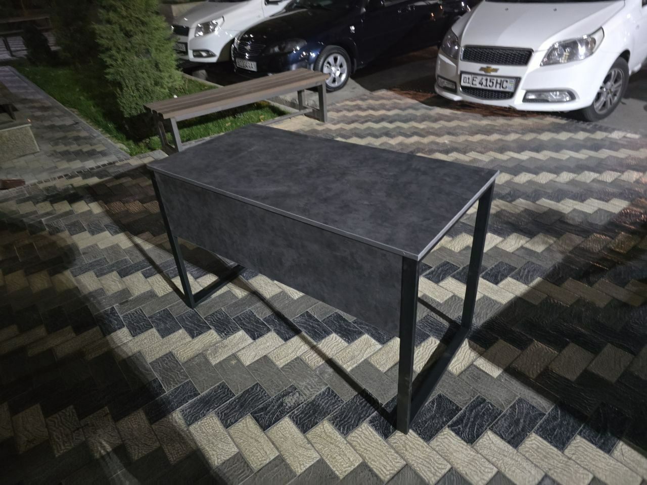 Loft stol " MOKRIY  "
120x60 balandligi 75
Profili 4x2
Asosi LDSP (Ros
