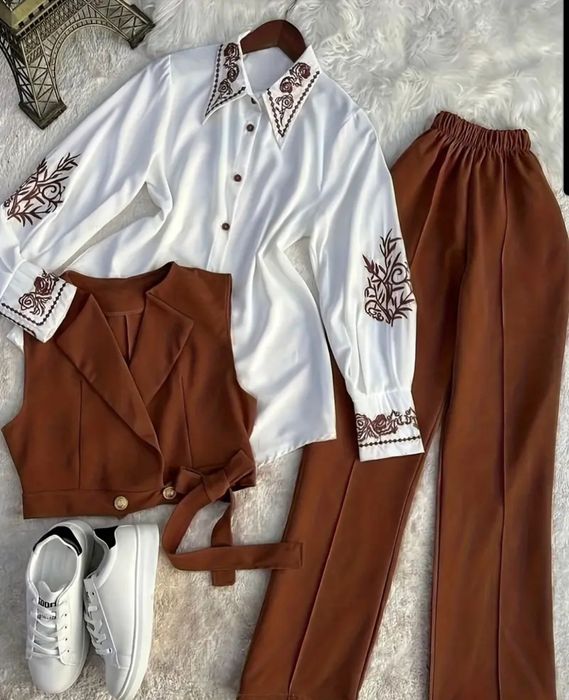 Дамски елегантен кафяв комплект